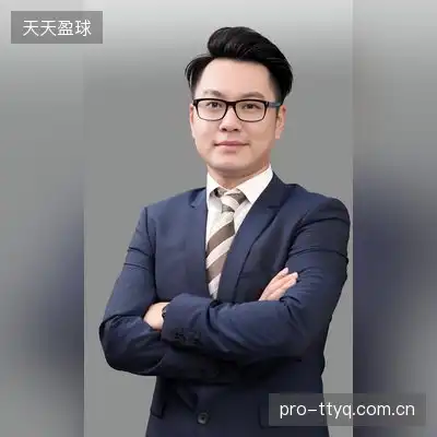 何雅星